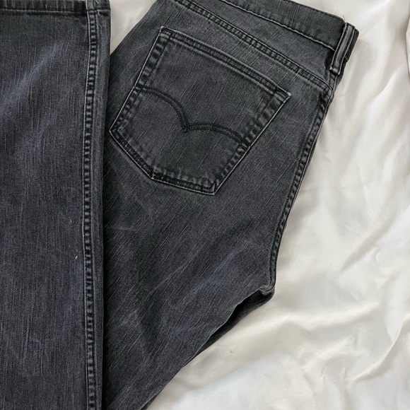❌SOLD❌ LEVI STRAUSS & CO 514 dark grey regular fit men’s jeans W 36 L 32 - Picture 3 of 9